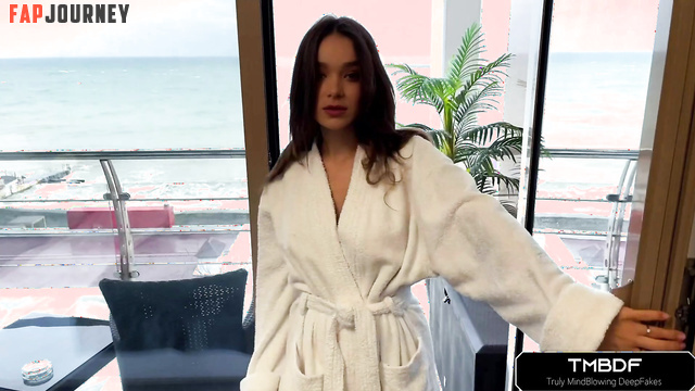 Hailee Steinfeld 
