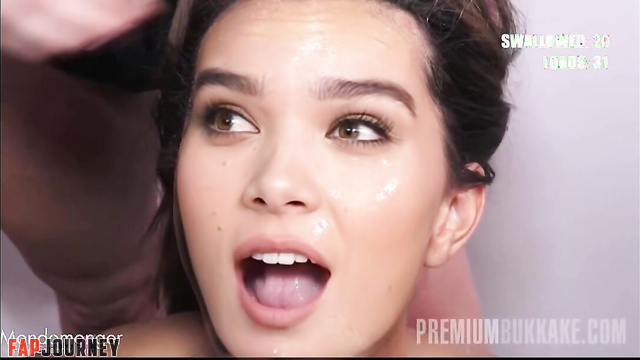 Hailee Steinfeld 