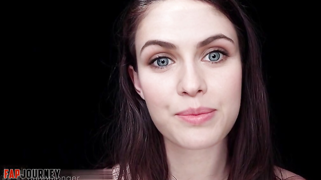 Alexandra Daddario 