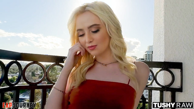 Kathryn Newton 