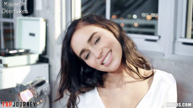 Emilia Clarke 