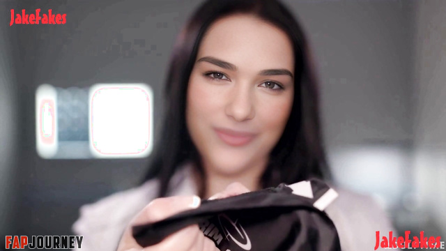 Dua Lipa 